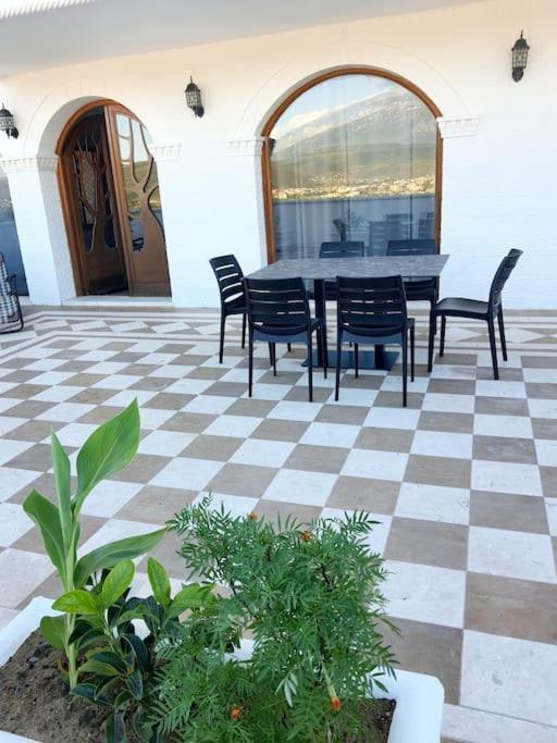 Apartamento Magnolia Luxury Penthouse Berat Exterior foto