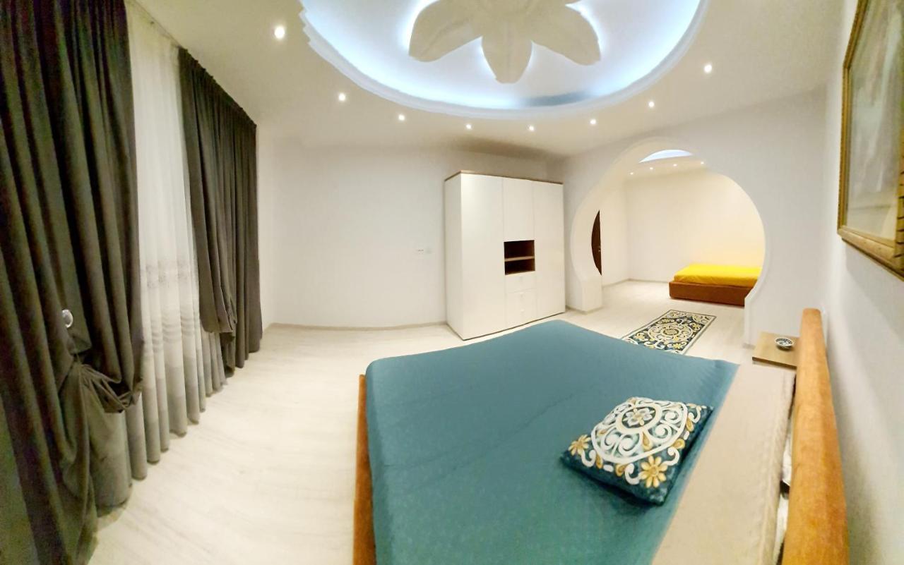 Apartamento Magnolia Luxury Penthouse Berat Exterior foto